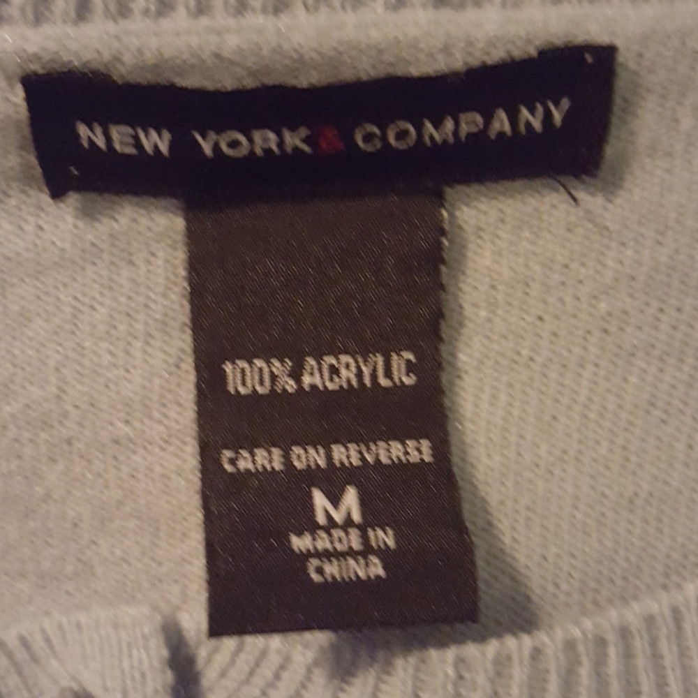 ❤️4/$20 New York & Co Cardigan, Rhinestone Buttons - Picture 6 of 6